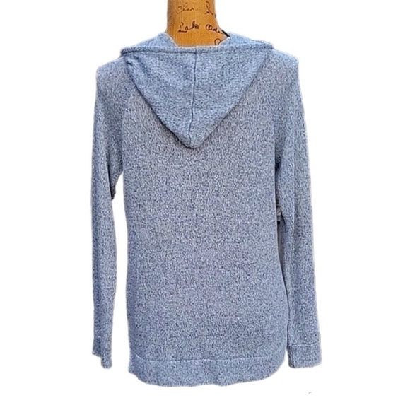 NWT Y2K The Hunger Games "Make Sure They Remember You" Exclusive Hooded Sweater - Picture 9 of 17